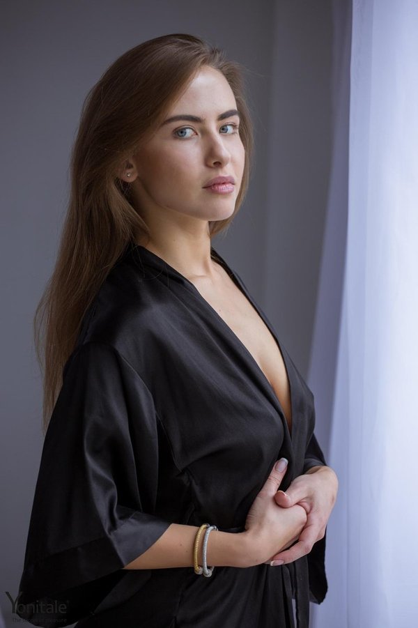 Варвара, 23 года, 4 размер груди